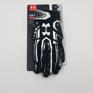 Football gloves